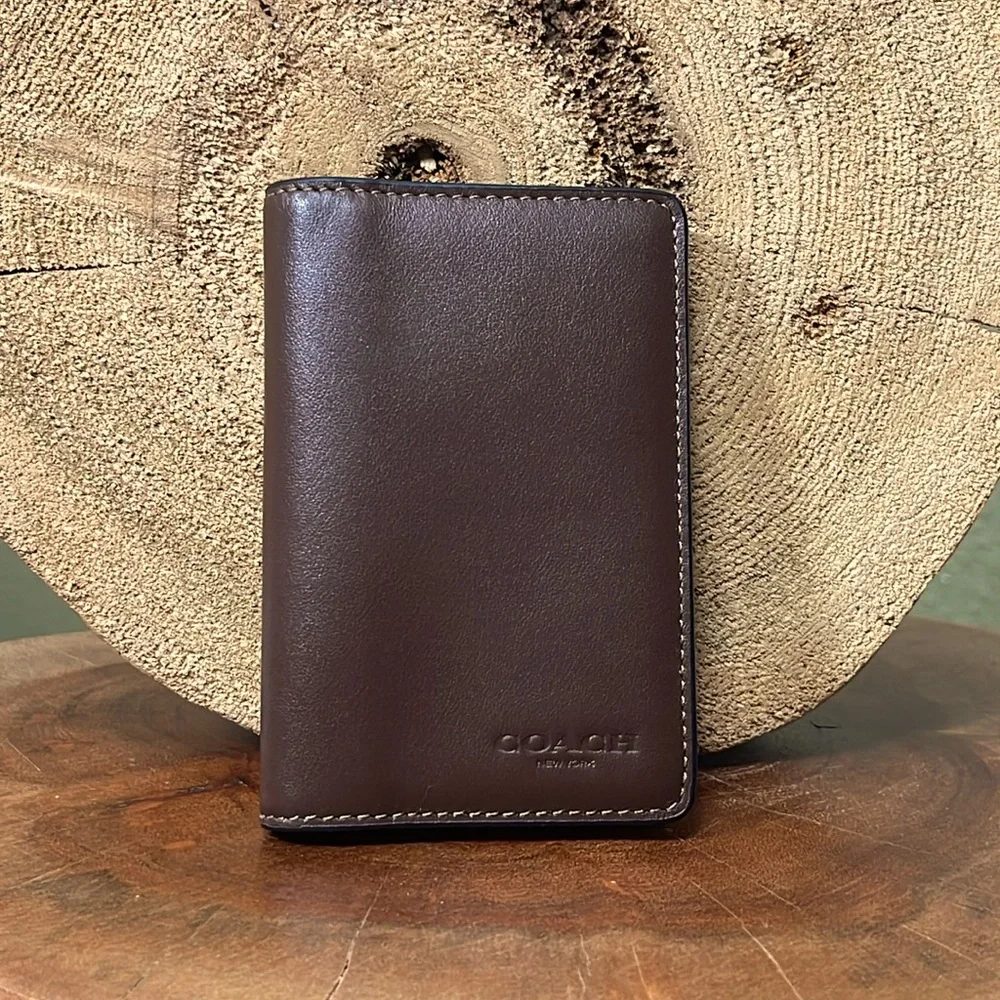 NWT COACH LEATHER ID CARD WALLET - Picture 3 of 12